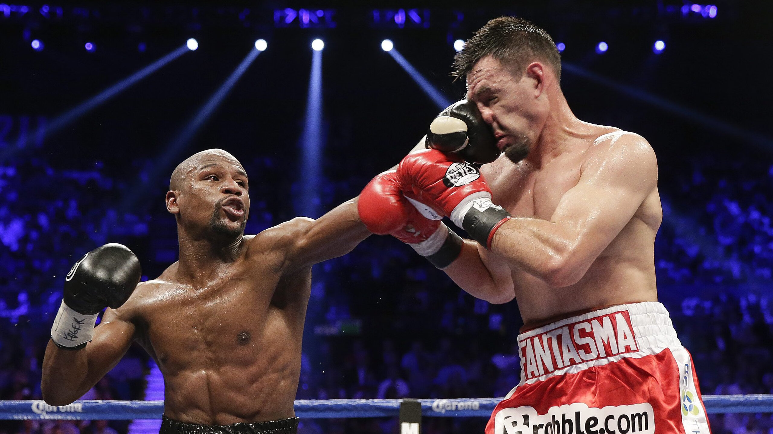 足球盛宴精彩呈现，观众激情高涨，足球盛宴2021播出时间