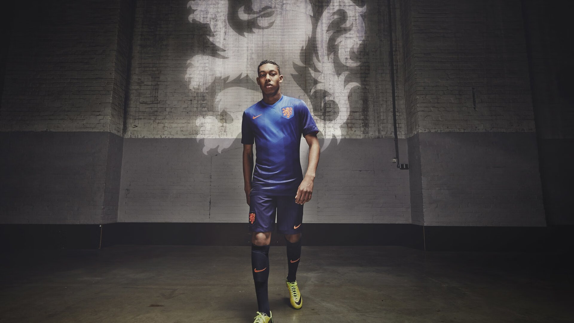 皇家社会控球精度提升扩大控场范围，皇家社会新球场